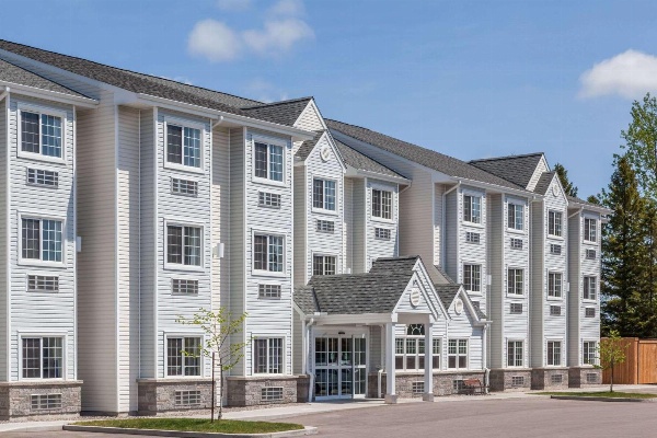 Microtel Inn & Suites by Wyndham Sault Ste. Marie image 1