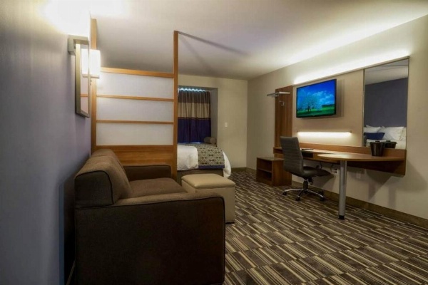 Microtel Inn & Suites by Wyndham Sault Ste. Marie image 15