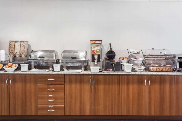 Microtel Inn & Suites by Wyndham Sault Ste. Marie image 25