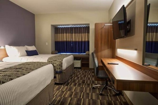Microtel Inn & Suites by Wyndham Sault Ste. Marie image 26